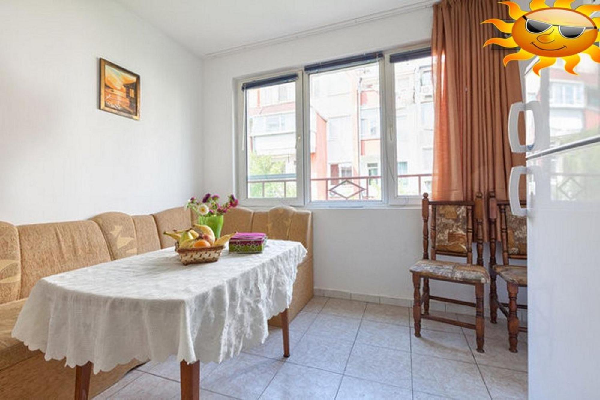 Samuil Apartments Burgas Habitación foto